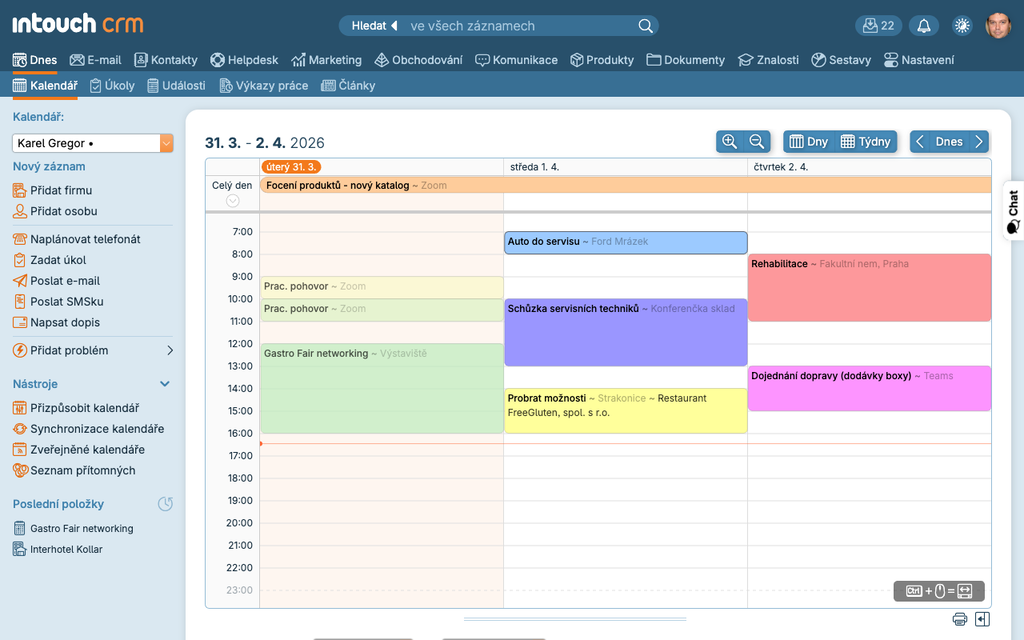 Hlavní obrazovka InTouch CRM — kalendář a navigace
